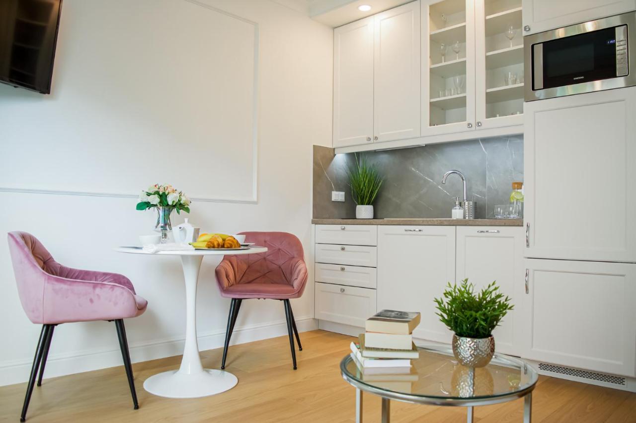 Warsaw Seasons By Alluxe Boutique Apartments Eksteriør billede
