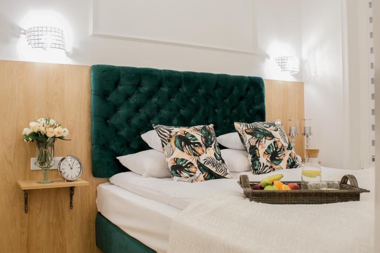 Warsaw Seasons By Alluxe Boutique Apartments Værelse billede