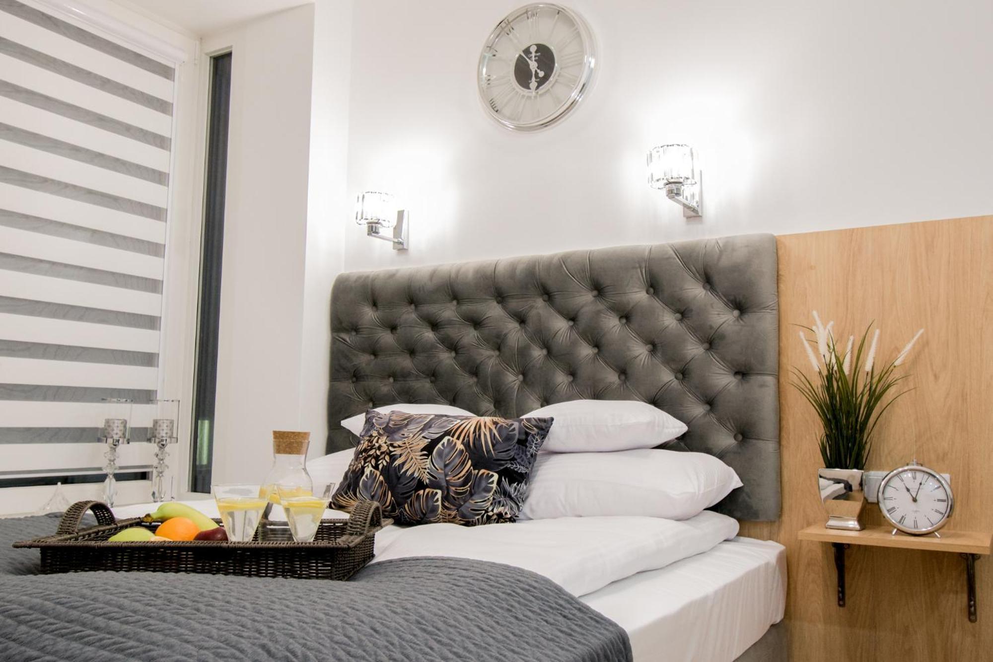Warsaw Seasons By Alluxe Boutique Apartments Værelse billede