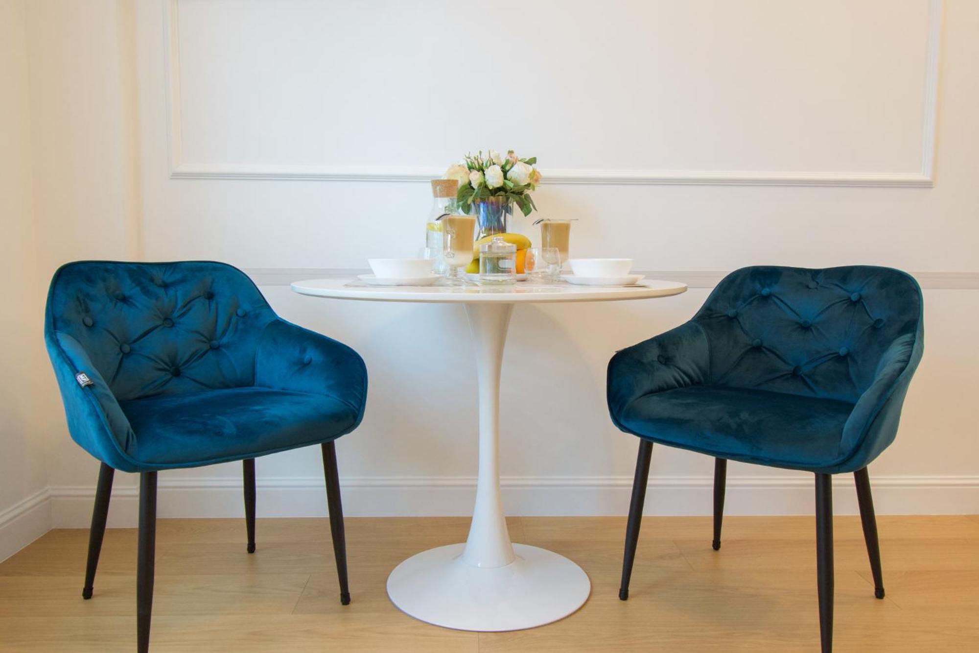 Warsaw Seasons By Alluxe Boutique Apartments Værelse billede